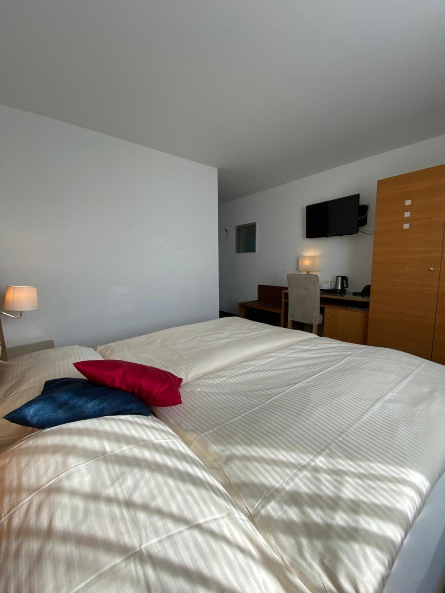 Businesshotel Lux Emmen Exterior foto